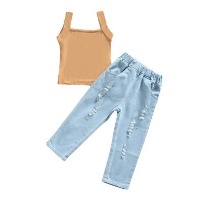 China Sweet girls' suit suspender sleeveless vest jeans leisure wash two-piece set for middle and primary school children girls' suit for sale