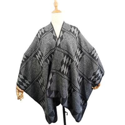 China Fashionable European American Women's Shawl Woven Cape Cloak Adult Bohemia Style High Quality With Geometry Pattern for sale