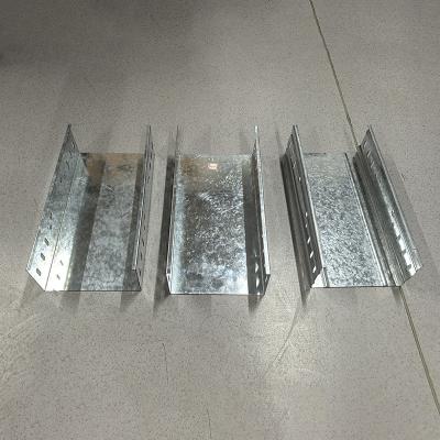 China 30-500mm Side Rail Height Zinc Coated Cable Tray Hot Dip Galvanized Smooth 2m-6m Length for sale