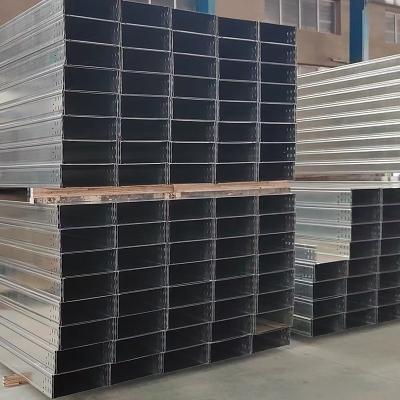 China 2m-6m Length Galvanized Metal Cable Tray Heavy Duty Load Capacity Easy Installation for sale