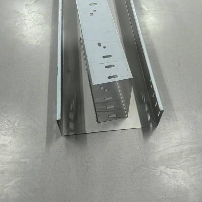 China Easy To Modify And Adapt Stainless Steel Electrical Cable Tray Types / Raceway Cable Tray for sale