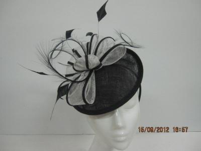 China Fashionable Elegant Fascinator Hats For Ladies With 3 Layers Blocked Sinamay Base for sale