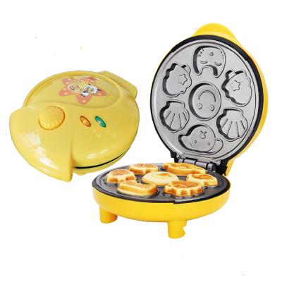 China Outdoor Cartoon Nonstick Baking Pan Cake Electric Waffle Maker Portable for sale