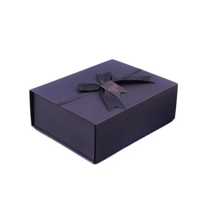 China New Design Recyclable Big Fold Private Label Recyclable Gift Box Packaging for sale