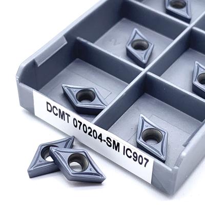 China DCMT070204 CNC Lathe Machine Tungsten Carbide SM IC907 Carbide Inserts External Metal Tools CNC Cutting Tools DCMT 070204 Turning Tools for sale