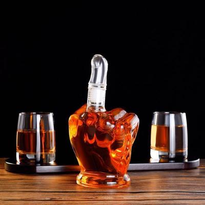 China New Amazon Classic / Postmodern Top Selling Food Grade Certificated Middle Finger Whiskey Decanter Box Set For Christmas Gift for sale