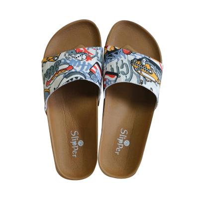 China Fashion Trend Custom Design High Quality Hand Painted Art Fashion House Soft Bottom Men Women Street Slippers for sale