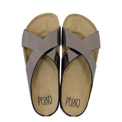 China Breathable Soft Cowhide Leather For Soft Comfort Customized OEM/ODM Fashion Shiny Ladies Brand New Summer Flat Sandals Ladies Beach Shoes Slippers for sale