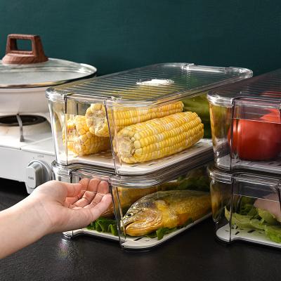 China Sustainable universal transparent food fruit drink sundris organizer with lid and handles refrigerator storage container for sale