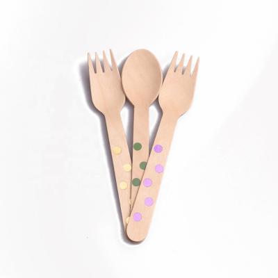 China 160mm Disposable Food Grade Wooden Forks With Printing Wavy Line Gift for sale