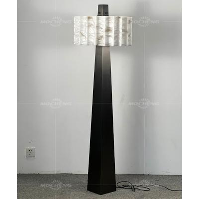 China Modern Custom Modern Villa Living Room Minimalist Floor Lamp Creative Bedroom Bedside Led Floor Lamp Large Black Standing Floor Lamp for sale