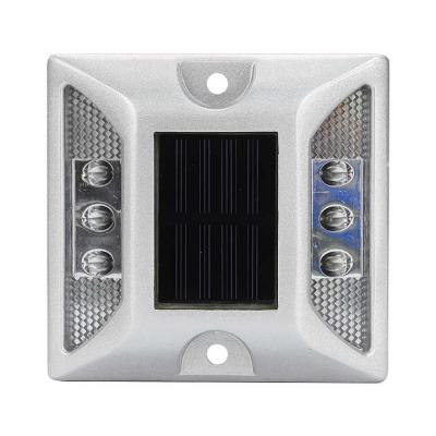 China 350g IP68 Rodillos de carretera de metal solar de color LED blanco para la construcción de carreteras en venta