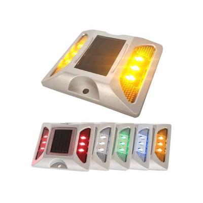 China ODM Aluminium Solar Road Stud LED Road Stud Reflectors Aluminium Giet Te koop