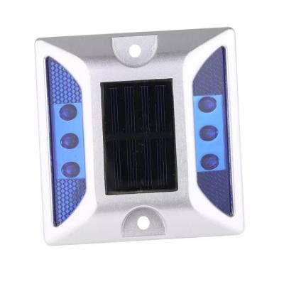 China Anti-UV PC Aluminio de fundición solar ojos de gatos Road Stud impermeable IP68 en venta