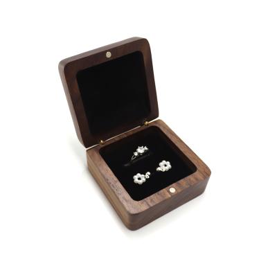 China Black Walnut Vintage Jewelry Pairs Ring Box Wooden Ear Stud Earring Rings Packaging Storage Gift Box Jewelry Earrings Diamond Ring Box for sale