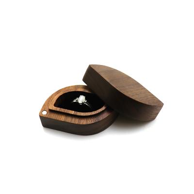 China North American Jewelry Box Black Walnut Wooden Jewelry Box Wooden Pendant Necklace Earrings Packaging Leaf Ring Box for sale