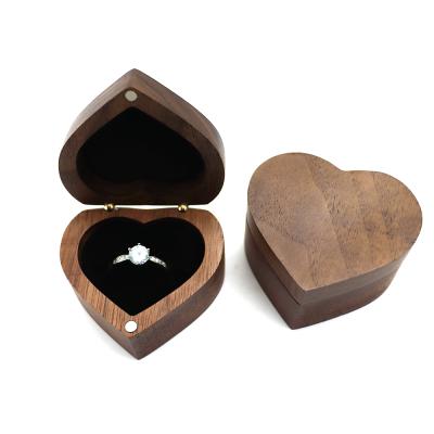 China Wholesale Bulk Wood Ring Box Heart Jewelry Gift Shaped Insert Wood Ring Gift Box Wooden Heart Walnut for sale