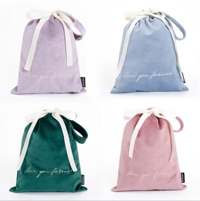 China Custom Drwastring Various Colors Velvet Drawstring Bag, Velvet Drawstring Tote Bag With Embroidery for sale