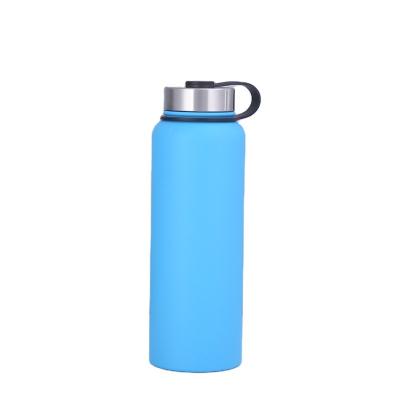 China Large Capacity Vacuum Flask Stainless Steel Double Wall Sustainable Hydraulic Bottle Half Gallon 64 oz Insulated Water Bottle for sale