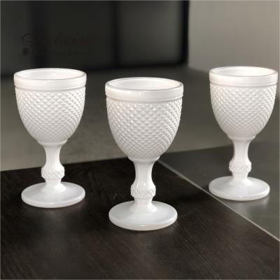 China Europe Hot Selling Stylish Diamond Design Thick White Wine Glasses for Wedding Event for sale