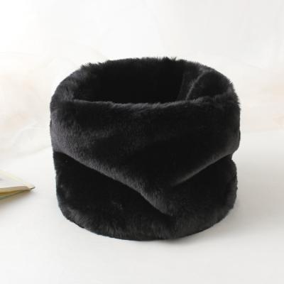 China Hot Selling Multifunctional Fashionable Pattern Ligning Warm and Windproof Felt Women's Rabbit Fur Scarf for sale