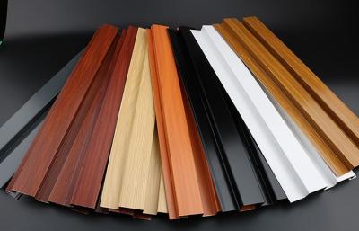 China House Interior Wood Grain Aluminium Alloy Profile Fluted Wall 3d Ceiling Panels en venta