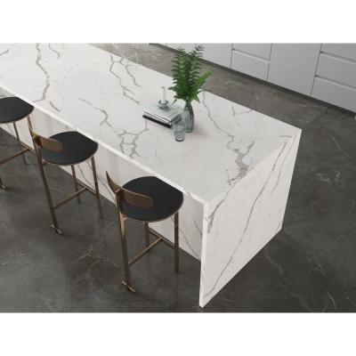 Cina Quartzo ingegneristico Calacatta Laza Banchi da tavolo 3 cm Quartzo bianco Banchi da cucina in vendita