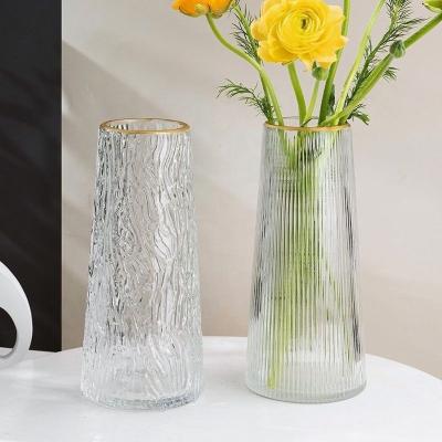 China Customized Modern Handmade Crystal Vase Decorative Flower Clear Glass Vase For Home Decoration for sale