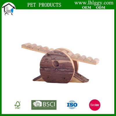 China Sustainable Pet Wooden Seesaw, Wooden Hamster Seesaw for sale