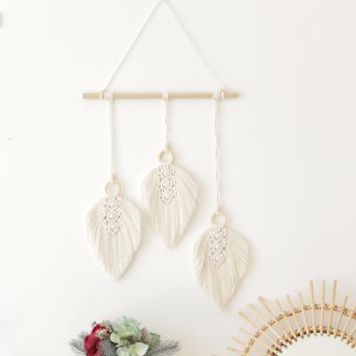 China Wall Deco Macrame Wall Hanging Feather Bohemian Leaf Tassels Chic Woven Cotton Ornaments Living Room Bedroom Decor for sale