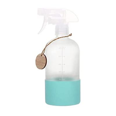 China 500ml 16oz Cosmetic Pastel Colored Frosted White Blue Spray Pulverizador Glass Bottle With Silicone Sleeve for sale