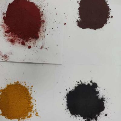 China Pigmento de tinta de óxido de hierro Polvo rojo Apariencia Para uso de pintura Para uso de piel de asfalto Tipo de pigmento cerámico Polvo de color en venta