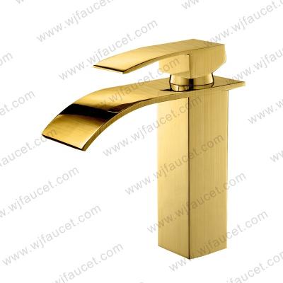 China Gold Exquisite Waterfall Basin Locker Room Faucet Metered Brass Faucet Taps Mixer Torneiras Monocomando Torneira Banheiro Dourada for sale