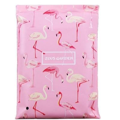 China tear proof self sealing waterpoof small MOQ cut poly bubble mailer plastic bags pink waterpoof mailing envelope for sale