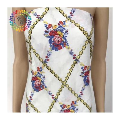 China Anti Pill 100% Rayon Bouquet And Chain Printed Fabric for sale