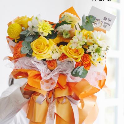 China Flower Wrapping Paper DIY Flower Bouquet Waterproof Decor Plastic Waterproof Florist Korean Supplies Flower Wrap Paper for sale