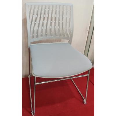 China Newest Hot Sale Solid Steel Plastic Full New Modern Student Chair Convertible With Soft Pad C661-1 for sale