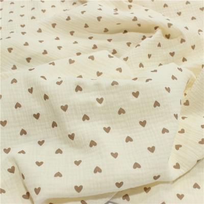 China High quality popular design gauze heart fabric sleepwear pajama gauze printed organic fabric viable double for sale