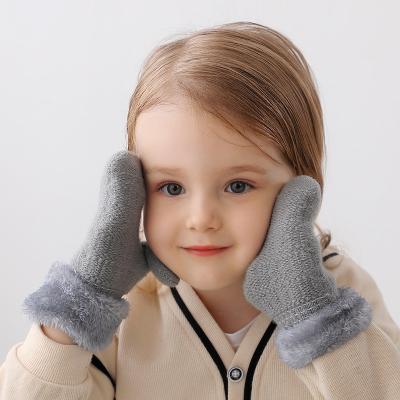 China SAME AS PICTURE Boys Girls Mow Striped Outdoor Winter Baby Ski Travel Gloves Toddler Kids Warm Winter Gloves Knitted Mittens for sale