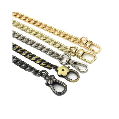 China High Quality Eco-friendly Material Metal Handbag Design Fashion Bag Chain Shoulder Strap Chain With Snap Hook for sale