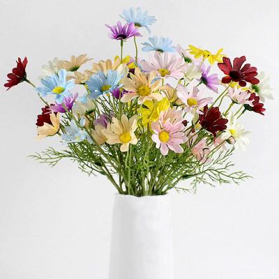 China Real Factory Wholesale Cheap Silk Daisy Flower Artificial Flower Touch Nature Decoration for sale