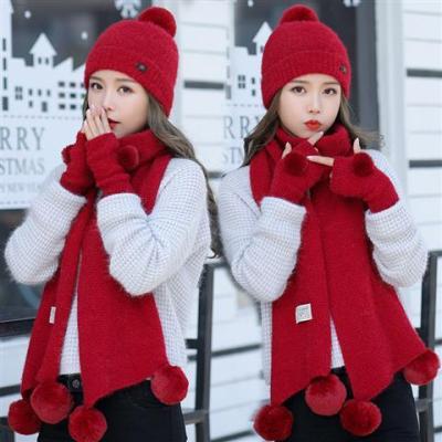 China Custom Wholesale Winter Simple Long Skull Cap Embroidery Hat Scarf Gloves Set for sale