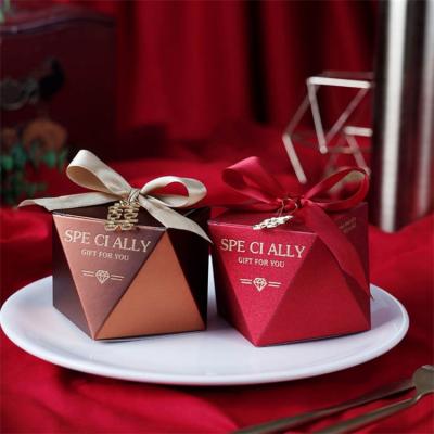 China Decoration For Events Wedding Candy Box Candy Hand Creative Wedding Gift Box For Guest Diamond Hand Gift Candy Box Wedding Supplies for sale