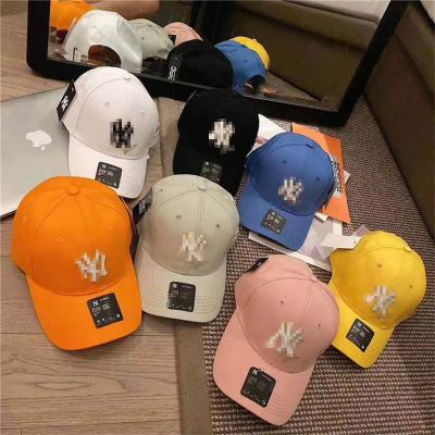 China 2022 New Fashionable Embroidery Logo Designer Hat Wholesale High Quality Baseball Cap for sale