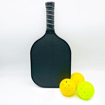 China Elegante Paddle de pelota de pelota de energía termoformado texturado T700 carbono crudo 12MM USAPA en venta