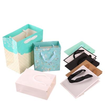 China Recyclable High Quality Eco-Friendly Luxury Paper Bag Shopping Gift Paper Bag With Your Own Logo for sale