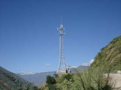 China 3 litros torres da telecomunicação, torre de aço tubular 25 M Q345 à venda