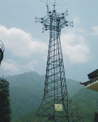 China Tipos 15 M da torre da telecomunicação da torre de apoio do auto da construção da construção de aço ~ 30 M à venda