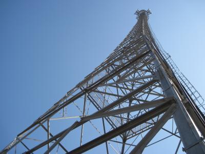 China 30 m-Telekommunikations-Turm-Zellturm-Antenne 3L/4L zu verkaufen