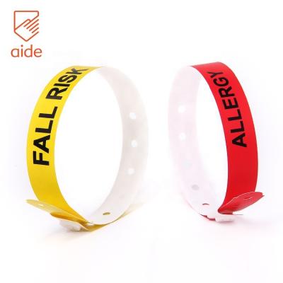 China China Fall Custom Risk Vinyl Medical Alert Wristband With Snap Closure for sale